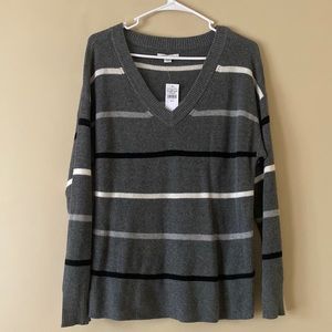 American Eagle Grey and White Striped Sweater - size S